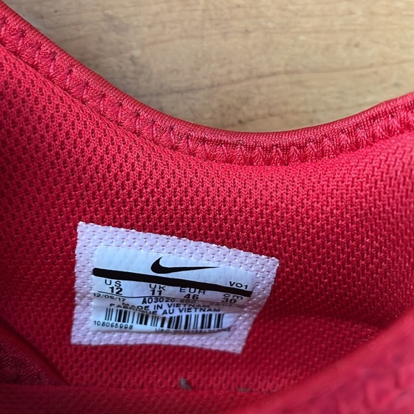 Nike Air Max Typha Red Mesh Running Shoes Size 12 main image 10